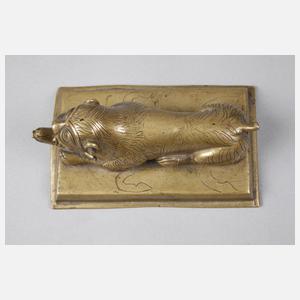 Figürlicher Briefbeschwerer