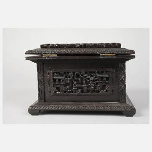 Geschnitzte Schatulle