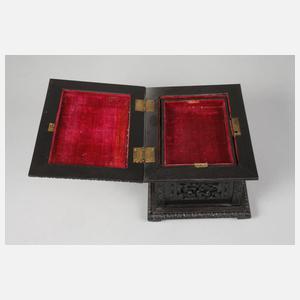 Geschnitzte Schatulle