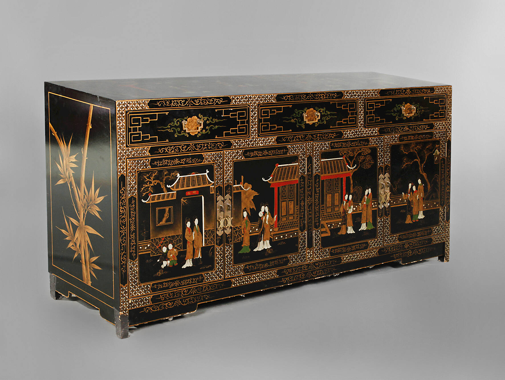 Große Anrichte China