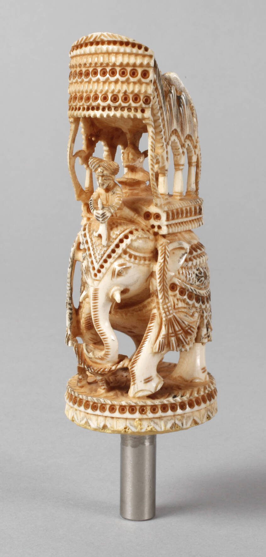 Elfenbeinschnitzerei