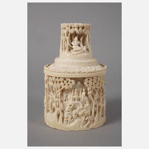 Prächtige Elfenbeinschnitzerei