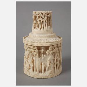 Prächtige Elfenbeinschnitzerei