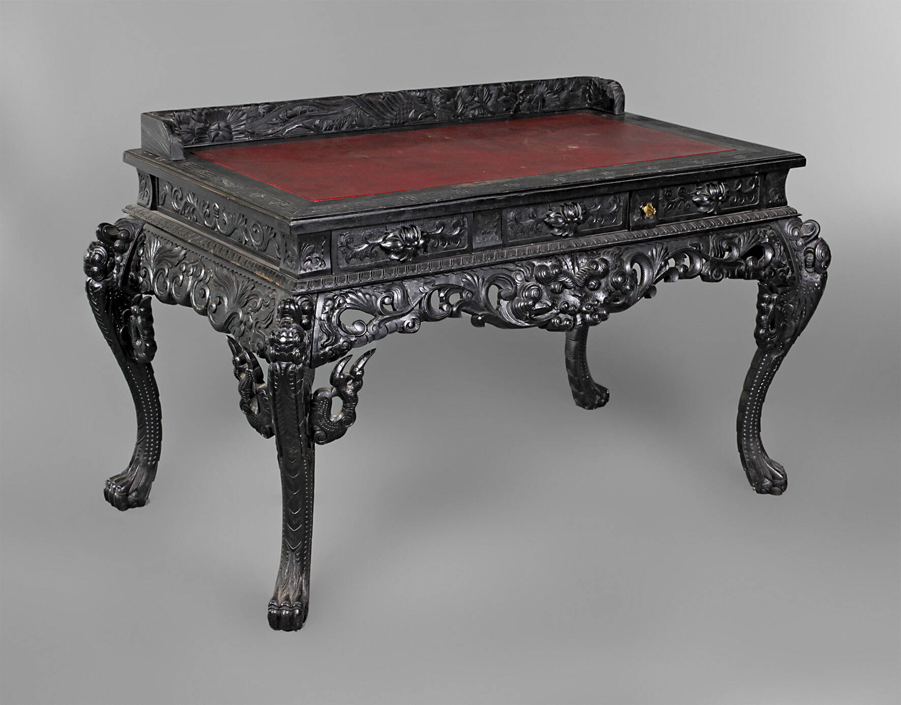 Prächtiger Schreibtisch