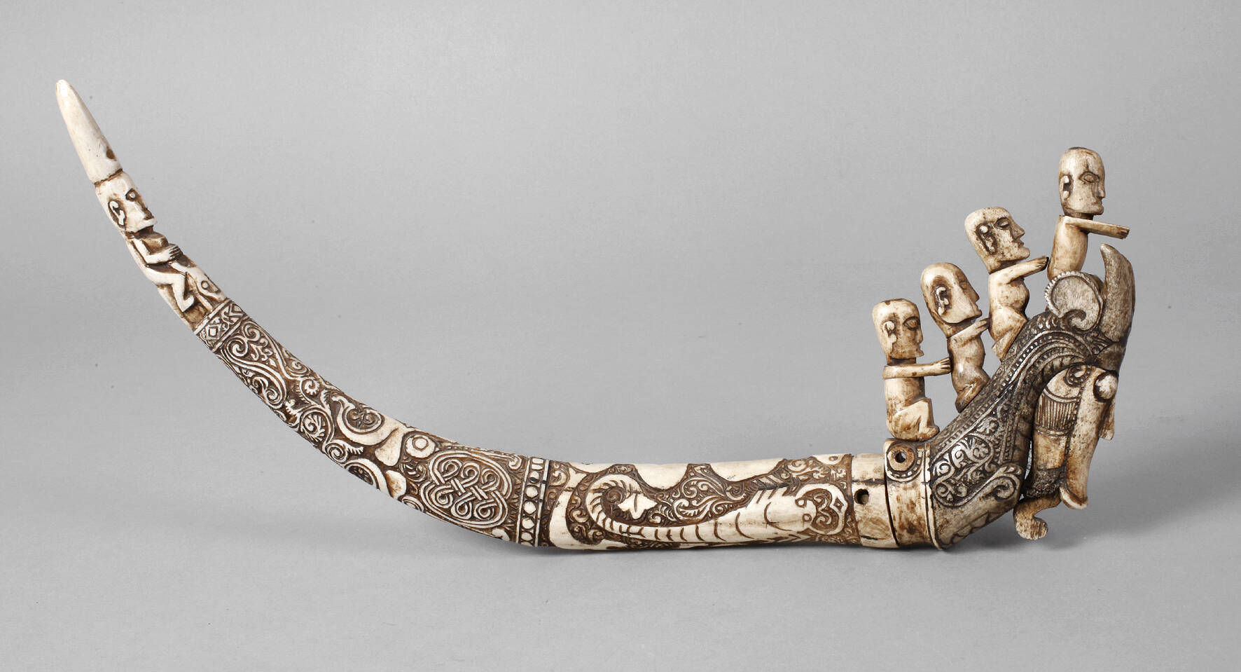 Beschnitztes Schmuckhorn