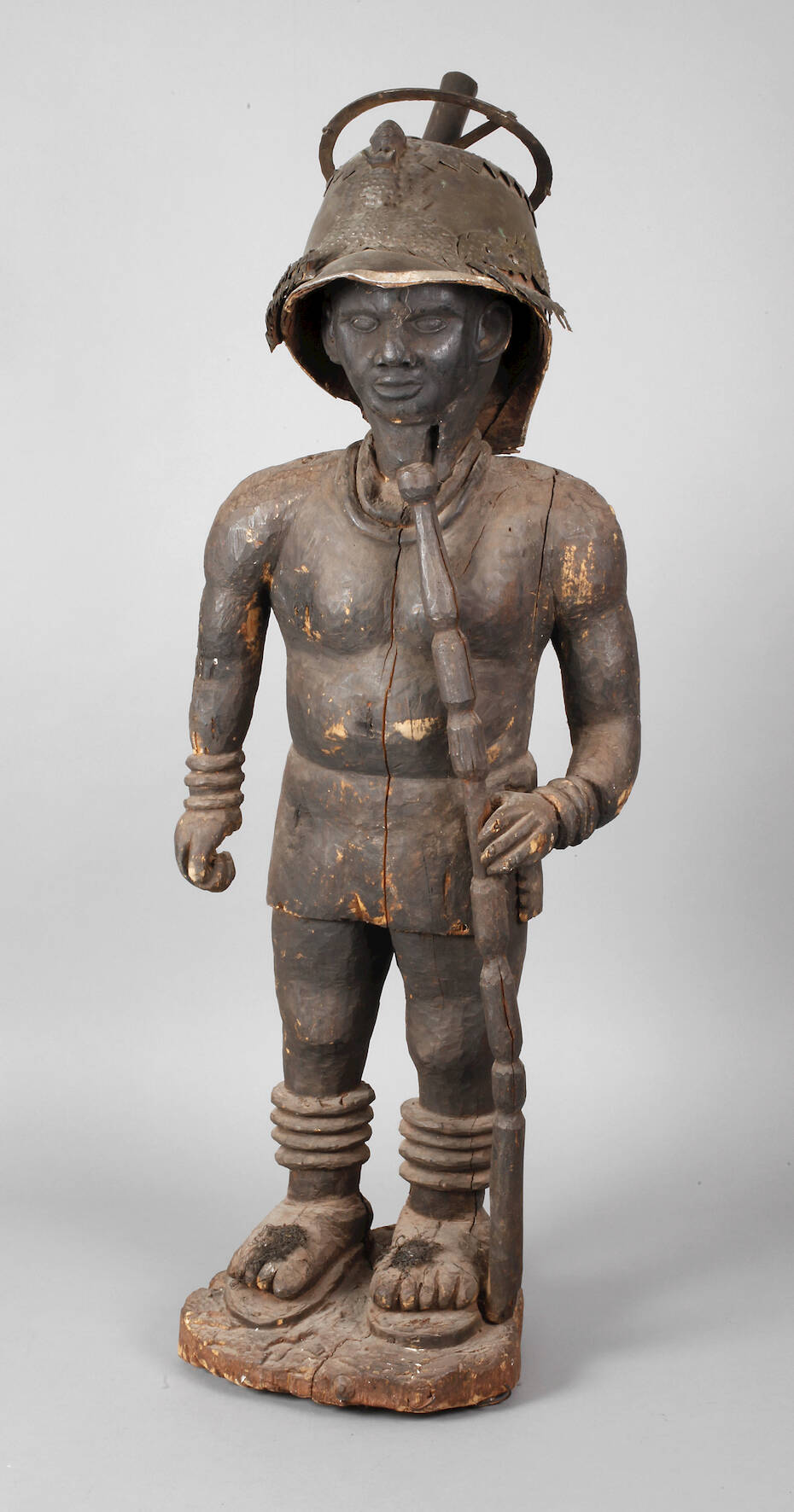 Figürliche Schnitzerei