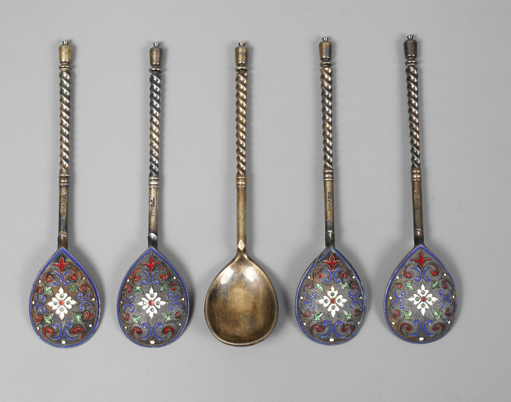 Fünf Mokkalöffel Russland