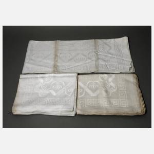Drei Tafeltücher