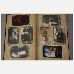 Zwei Postkartenalben