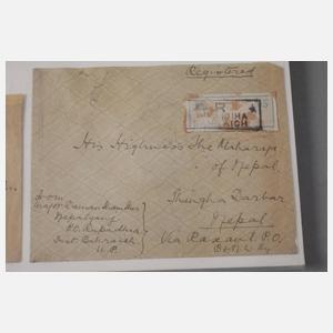 Briefumschläge adressiert an den Premierminister von Nepalca. 40 Stück, 1. Hälfte 20. Jh., Altersspuren.
