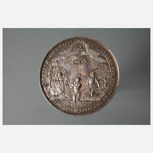 Prächtige Taufmedaille