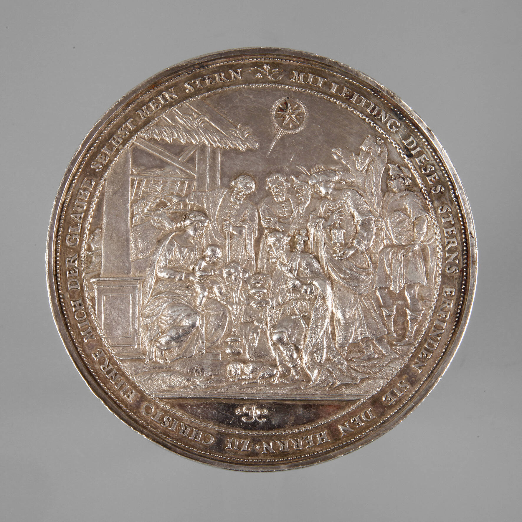 Prächtige Taufmedaille