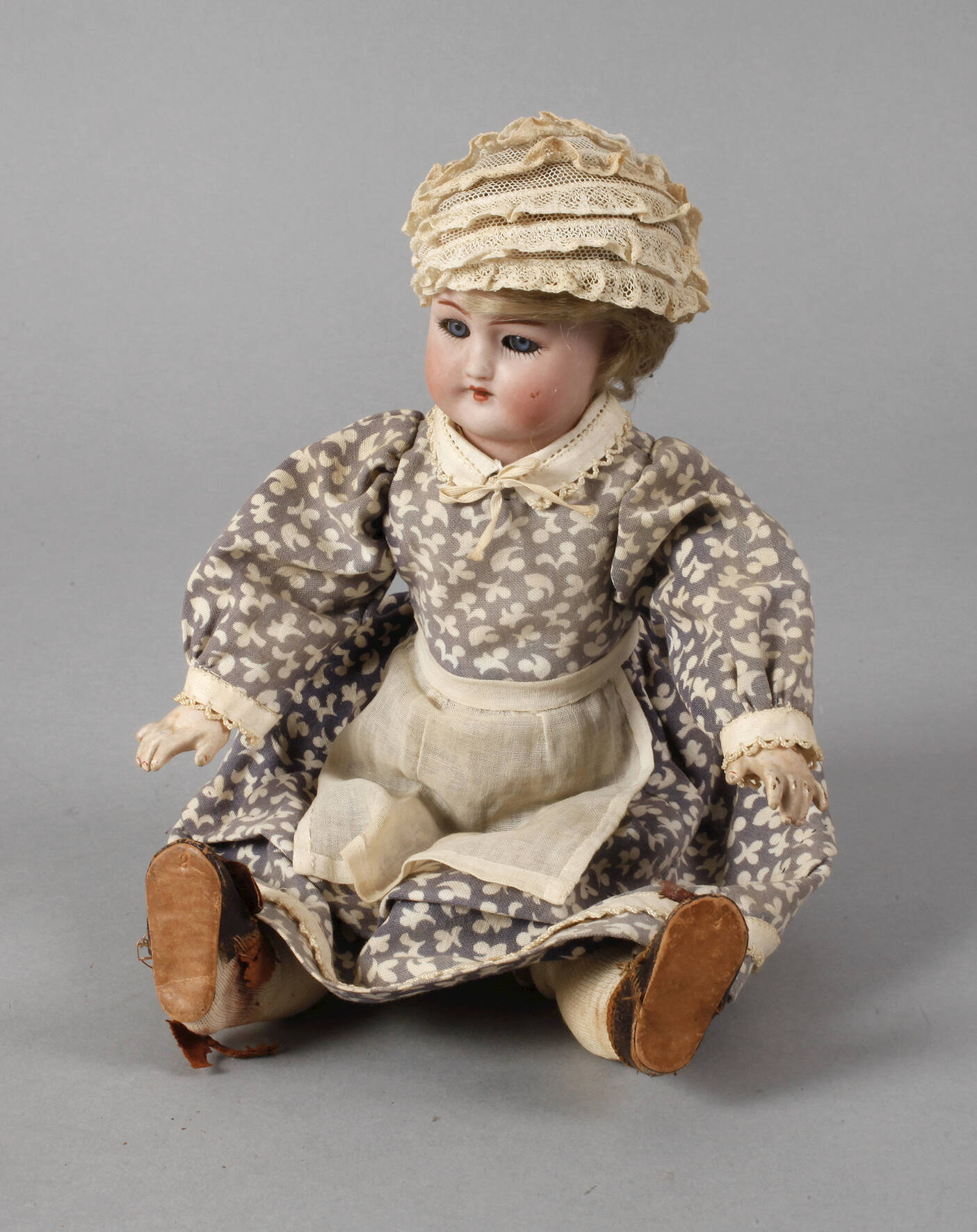 Heinrich Handwerck Porzellankopfpuppe