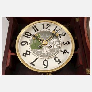 Feine Jugendstilwanduhr