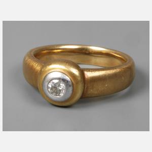 Damenring mit Brillant