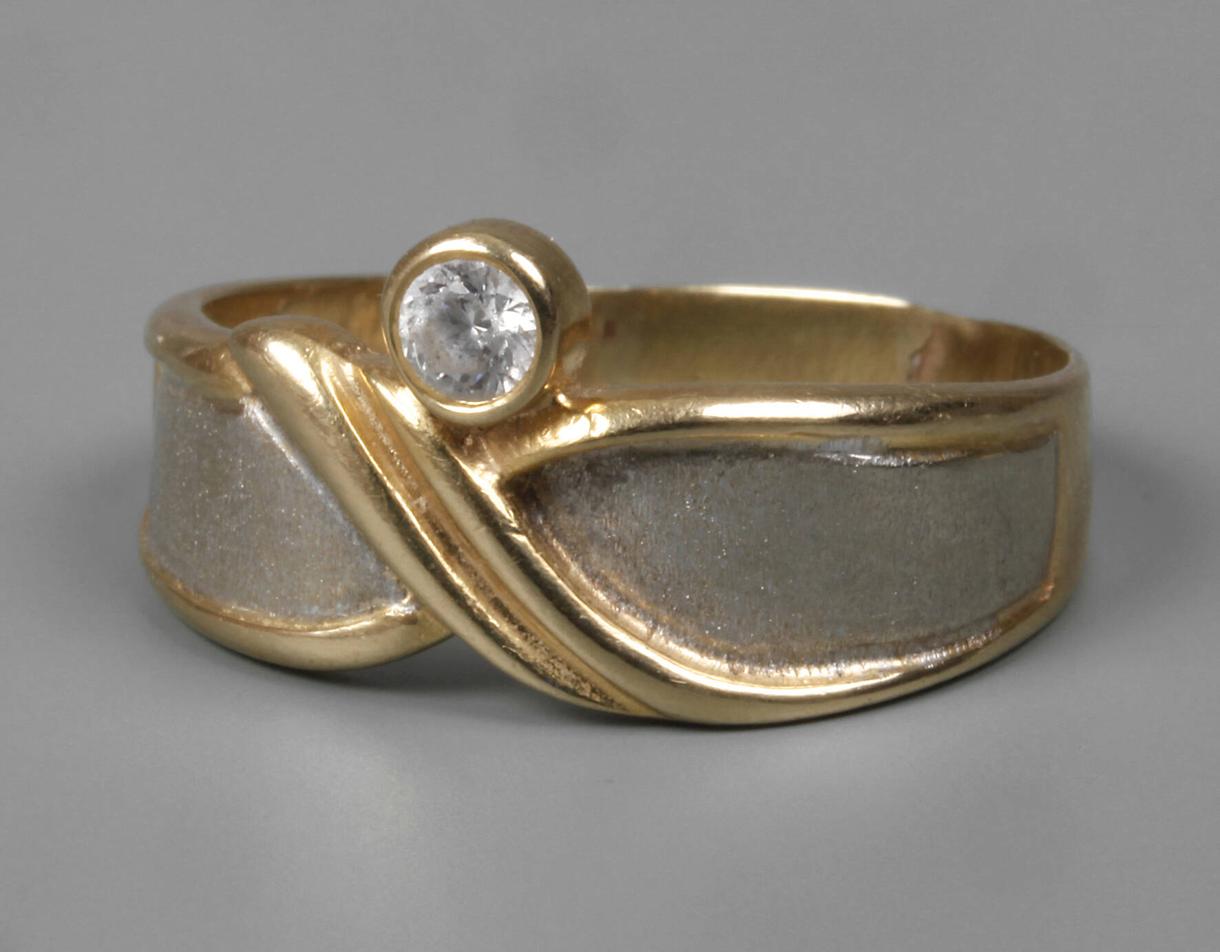 Damenring mit Zirkonia