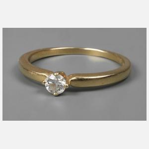 Damenring mit Brillant