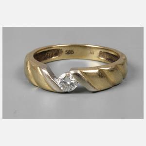 Damenring mit Brillant