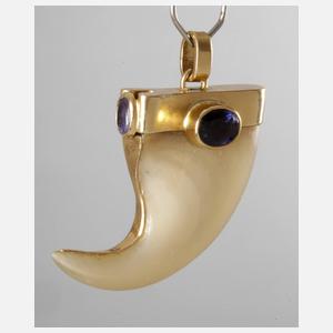 Anhänger mit großer Kralle