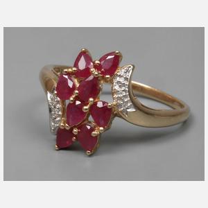 Damenring mit Rubinen