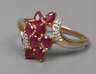 Damenring mit Rubinen