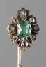 Krawattennadel mit Smaragd und Diamanten