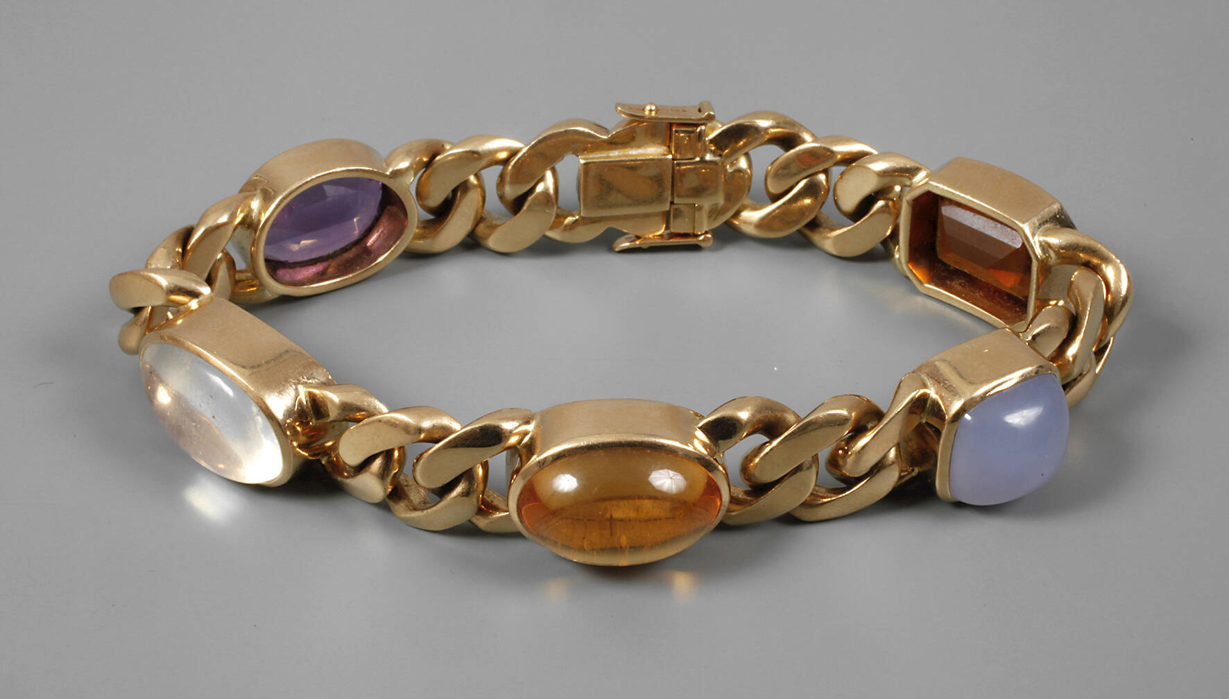 Panzerarmband mit Steinbesatz