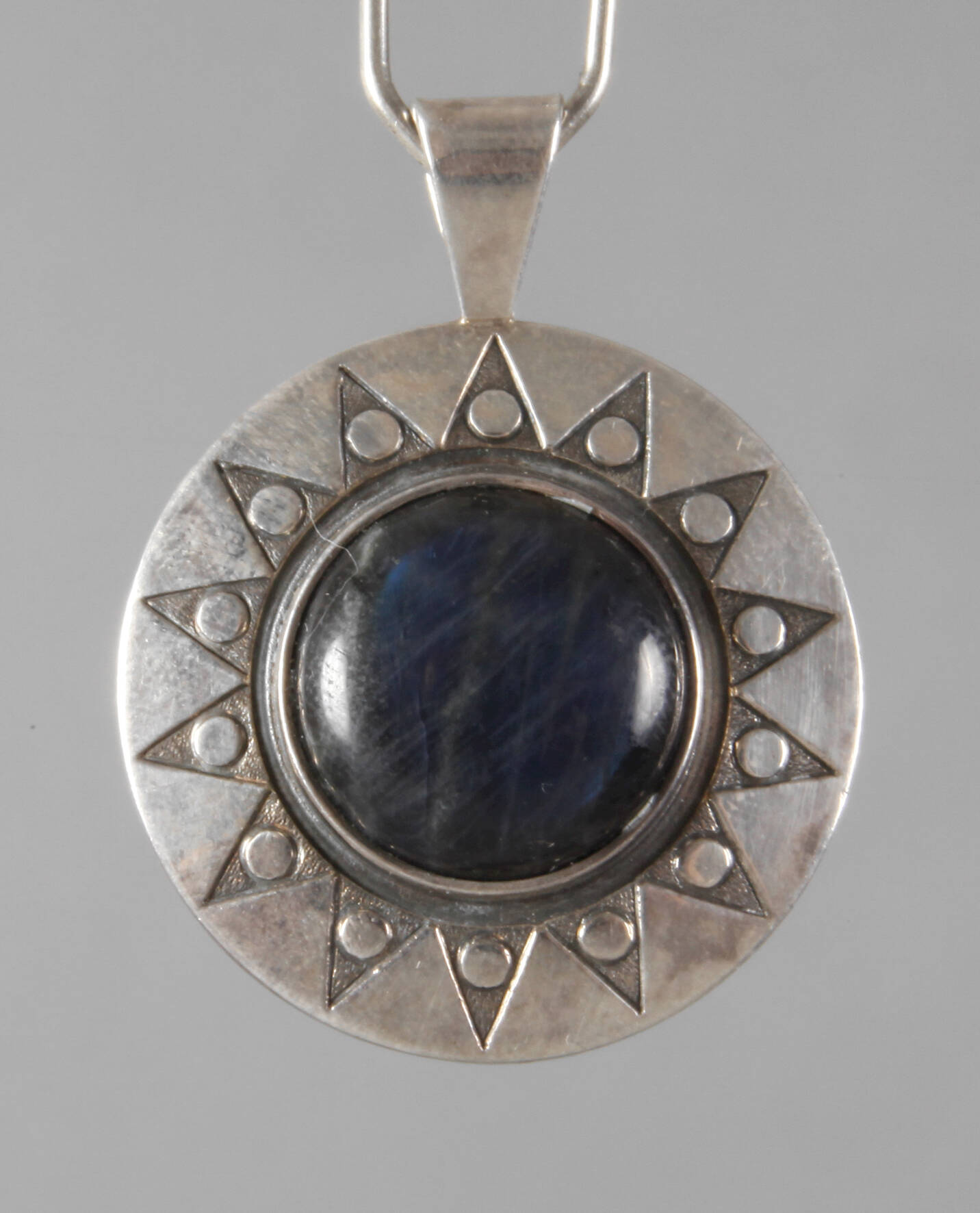 Anhänger mit Labradorit