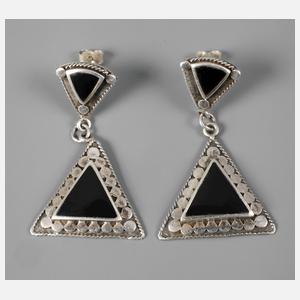 Paar Ohrhänger mit Onyx