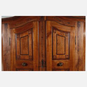 Barocker Kleider-/Wäscheschrank