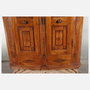 Barocker Kleider-/Wäscheschrank