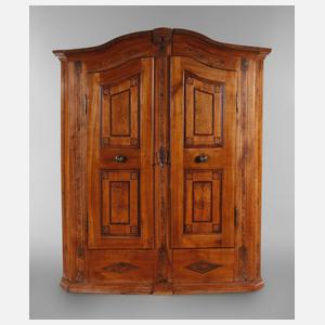 Barocker Kleider-/Wäscheschrank