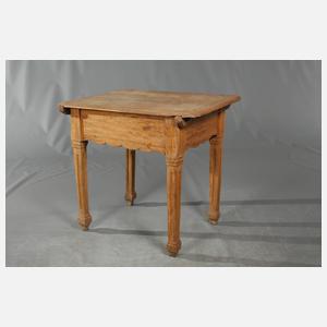 Klassizistischer Küchentisch