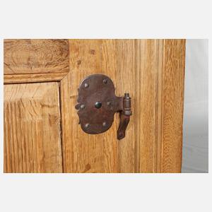 Barocker Halbschrank