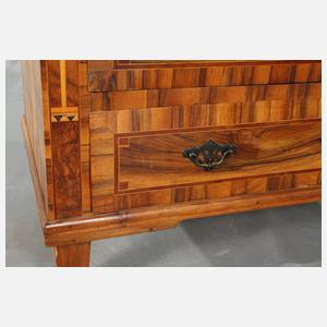 Klassizistische Kommode