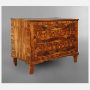 Klassizistische Kommode