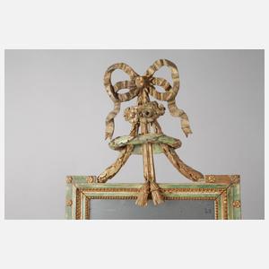 Klassizistischer Wandspiegel