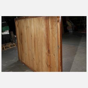 Übergroßer Hallenspiegel