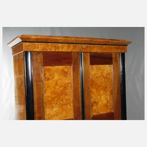 Kleiderschrank Biedermeier