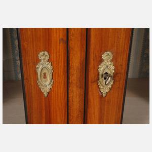 Biedermeier-Glasschrank