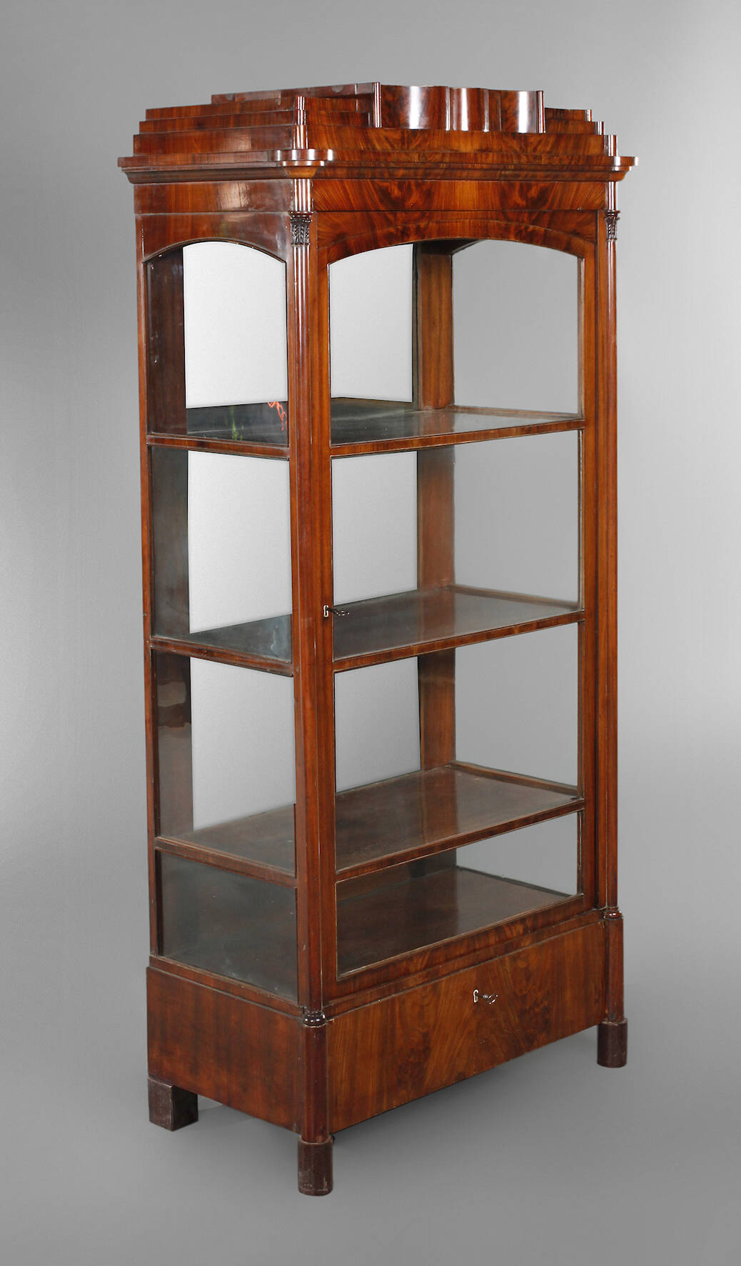Biedermeier-Vitrine