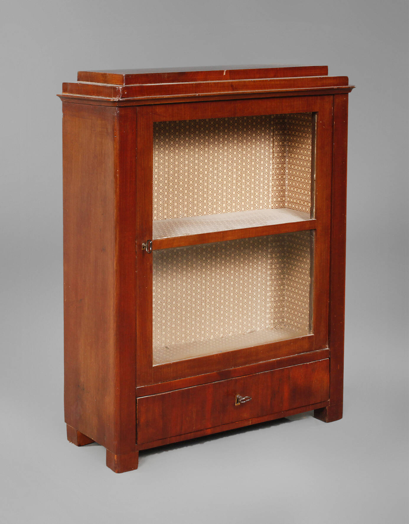 Kleine Modellvitrine