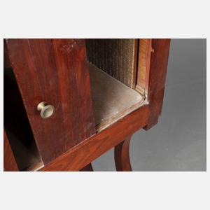 Seltenes Lyraschränkchen