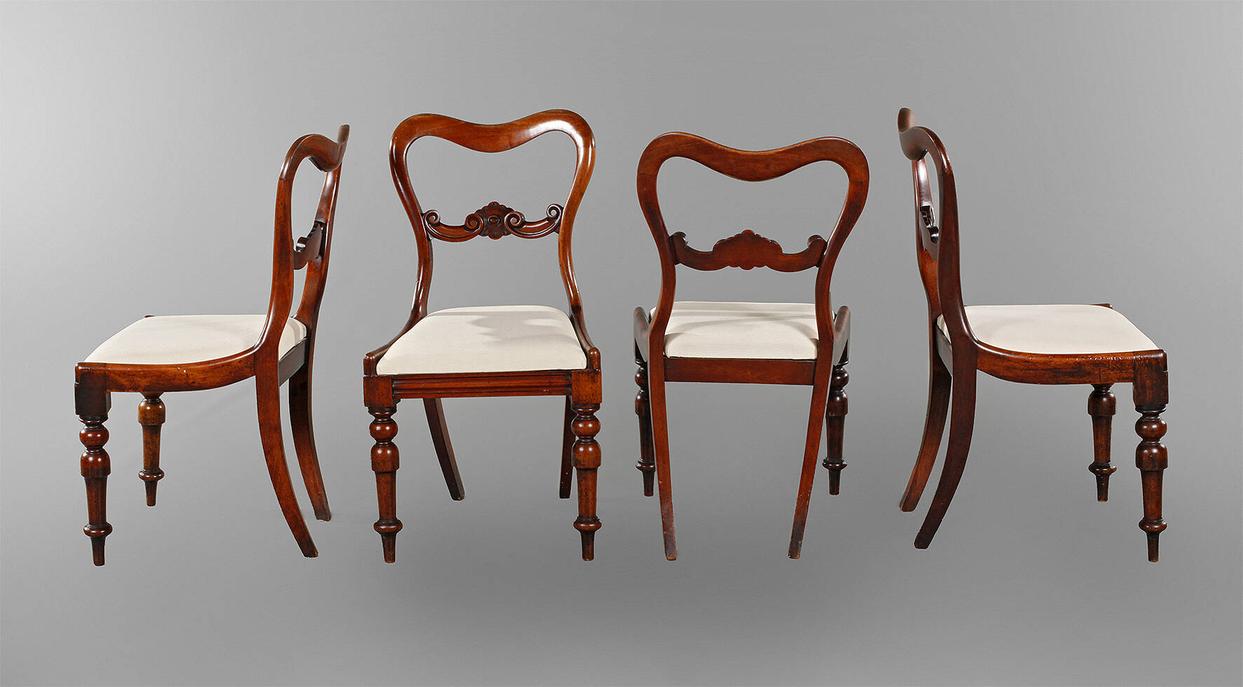 Vier Stühle Spätbiedermeier