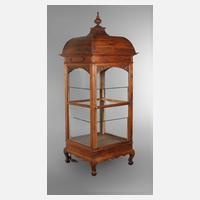 Ungewönliche Vierseitenvitrine111