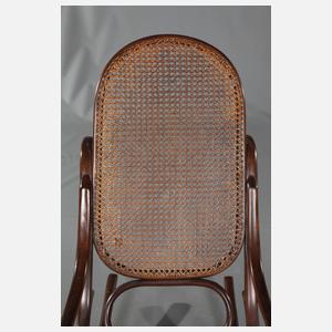 Kleiner Schaukelstuhl