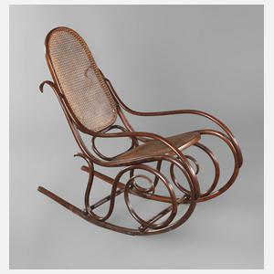 Kleiner Schaukelstuhl