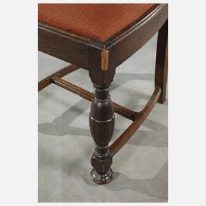 Kulissentisch und sechs Stühle