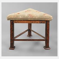Dreibeiniger Hocker111