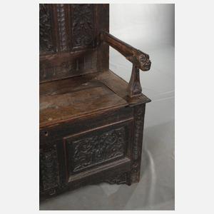 Truhenbank im Renaissancestil